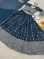 Elegance in Ethnic Kurti Set for Indian Festivals - Image 5