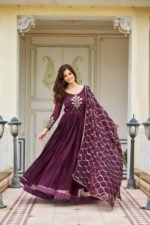 Traditional Splendor Festive Kurti Salwar Set - Image 2