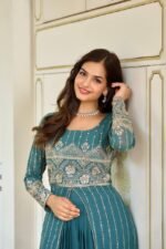 Graceful Traditions Kurti with Dupatta - Image 8